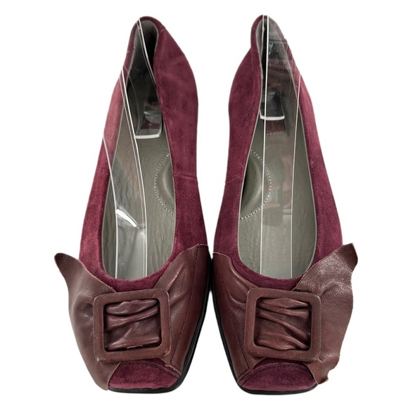 Born Crown flats size 7.5 38.5 M/W burgundy suede ballet square toe old money - Picture 1 of 12